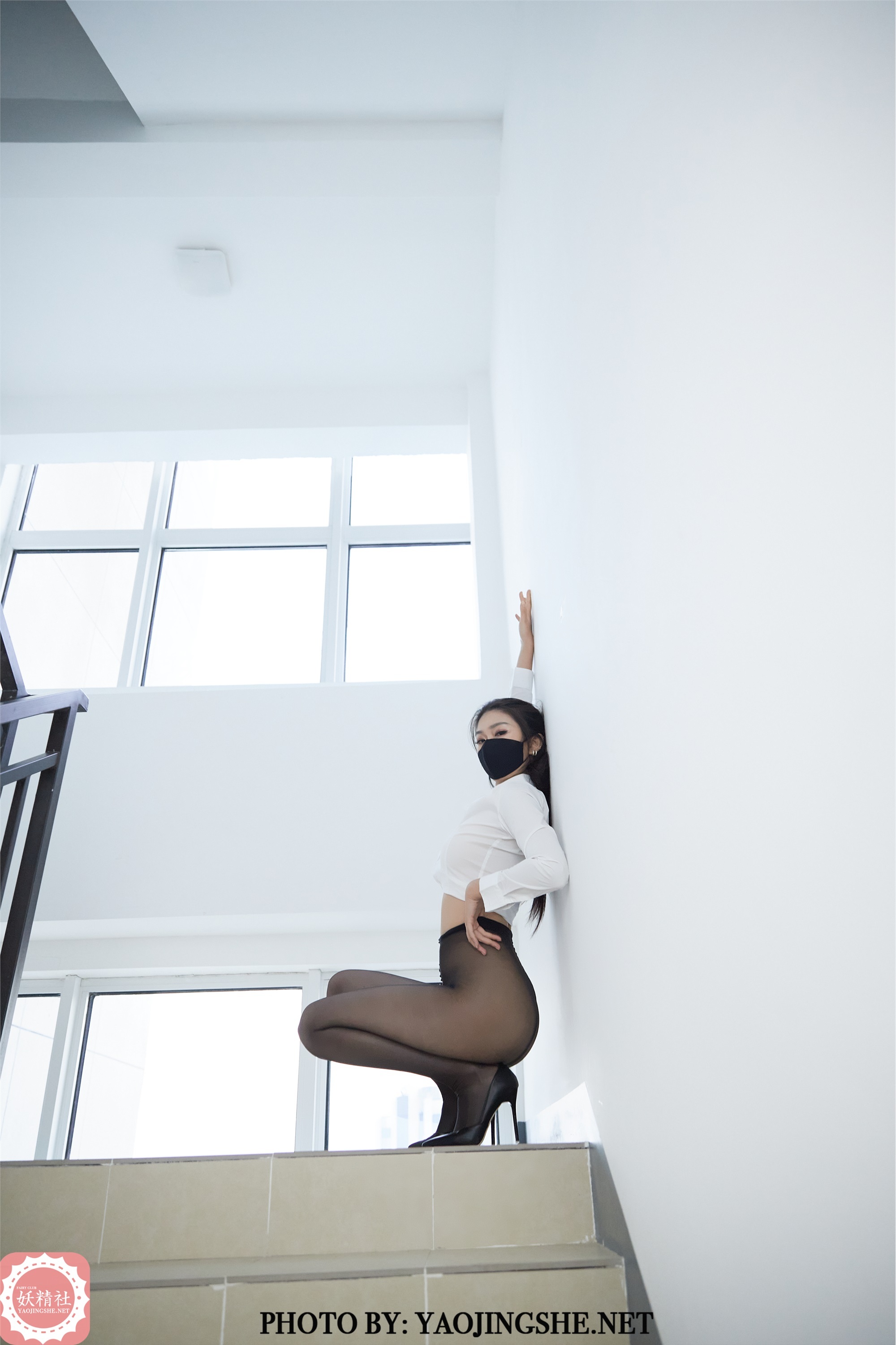 YAOJINGSHE 妖精社 T2121《苏伟-尾随苏老师》